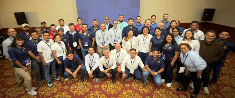 Particpants with Monisa at the Aviagen CSF event